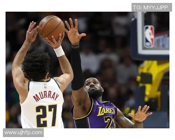 湖人横扫掘金,詹姆斯砍下34分,主宰赛场